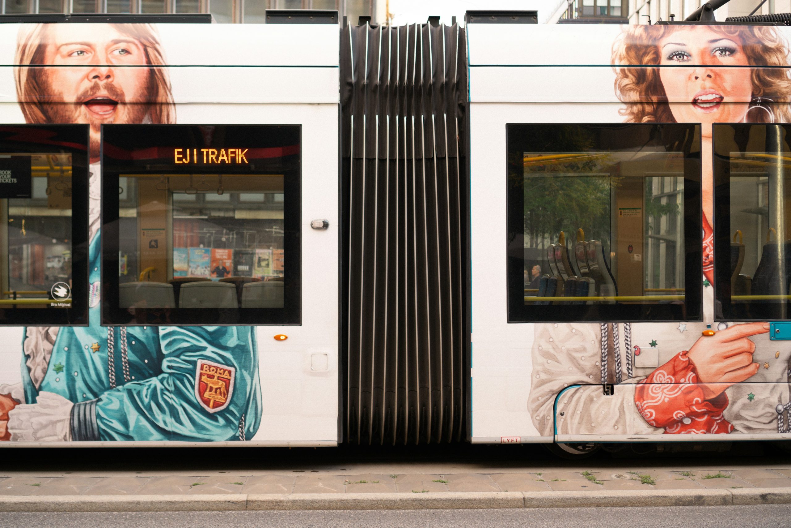 reklama na tramwaju